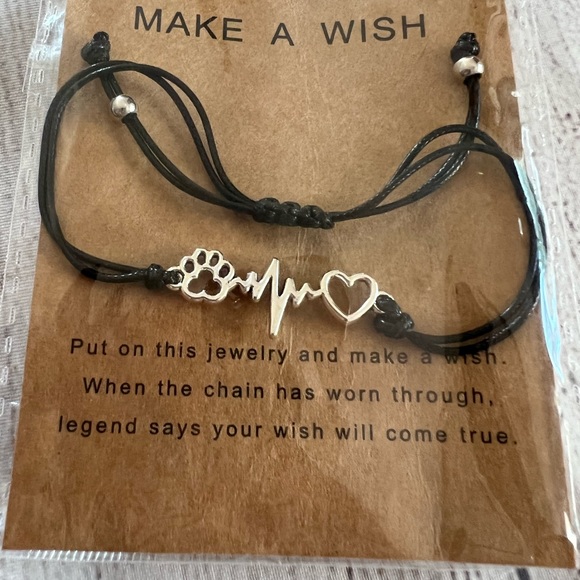 LAST ONE! π Paw print make-a-wish bracelet. String w/ Zinc alloy. Black/silver. - Picture 4 of 5